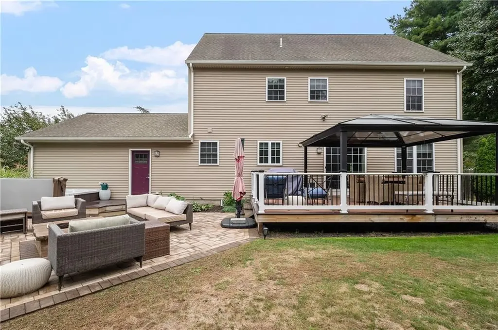 75 Myette Street Woonsocket RI 02895