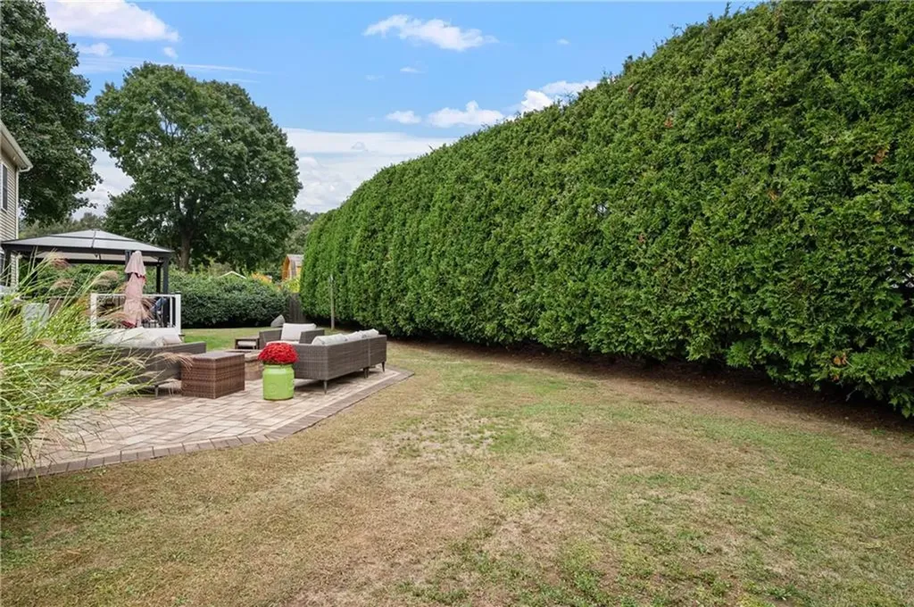 75 Myette Street Woonsocket RI 02895