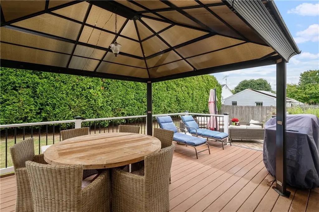 75 Myette Street Woonsocket RI 02895