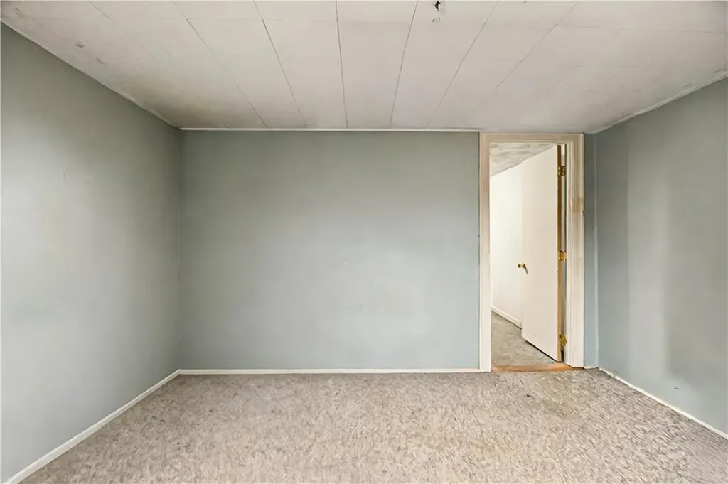 15 Fatima Drive Bristol RI 02809