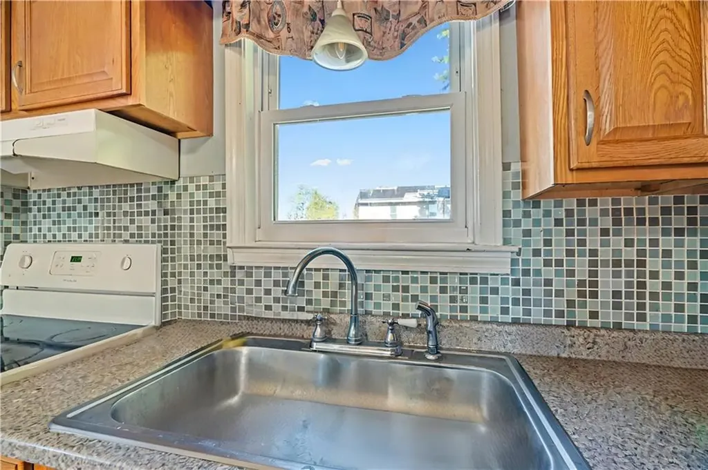 15 Fatima Drive Bristol RI 02809