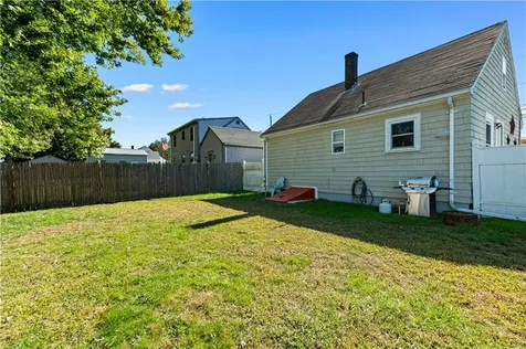 15 Fatima Drive Bristol RI 02809