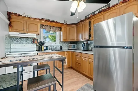 15 Fatima Drive Bristol RI 02809