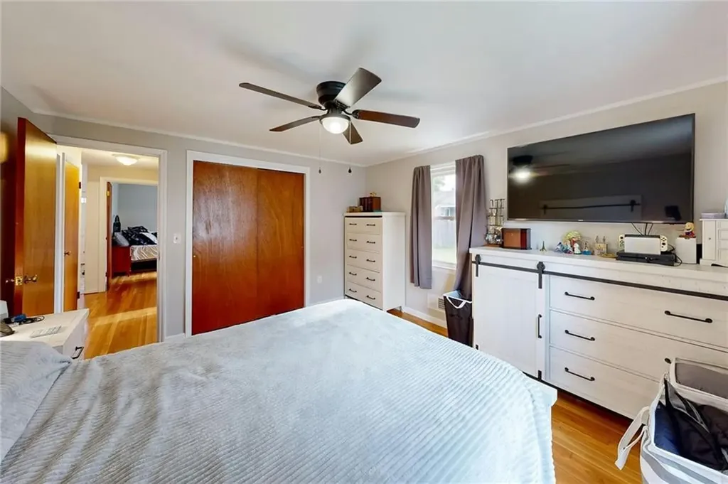 255 Pierce Avenue Warwick RI 02888