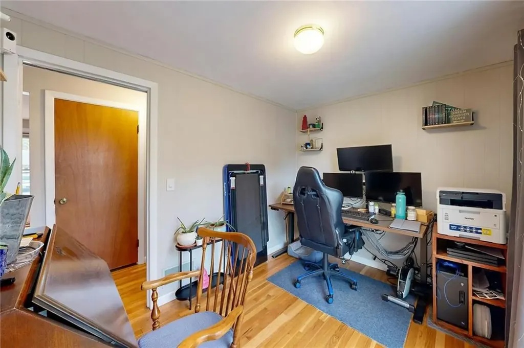 255 Pierce Avenue Warwick RI 02888