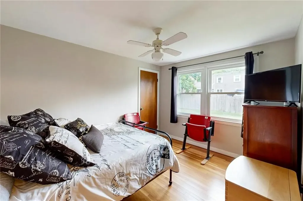 255 Pierce Avenue Warwick RI 02888