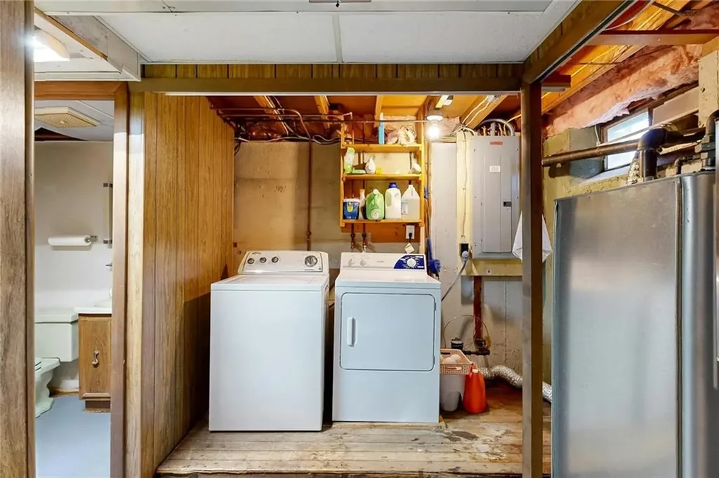 255 Pierce Avenue Warwick RI 02888