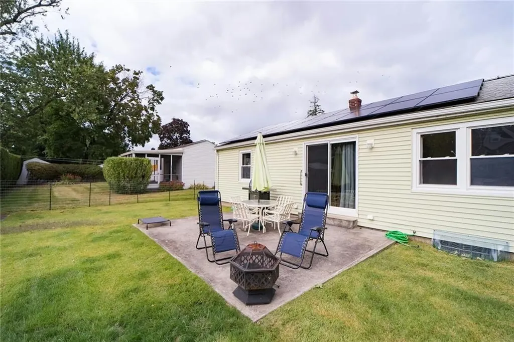 255 Pierce Avenue Warwick RI 02888