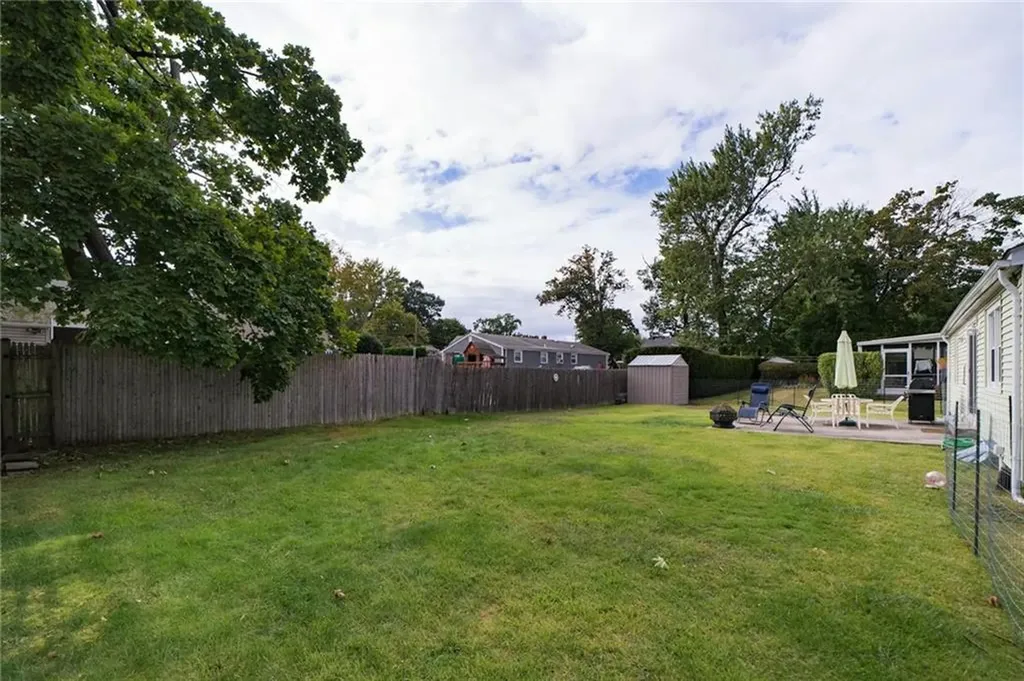 255 Pierce Avenue Warwick RI 02888