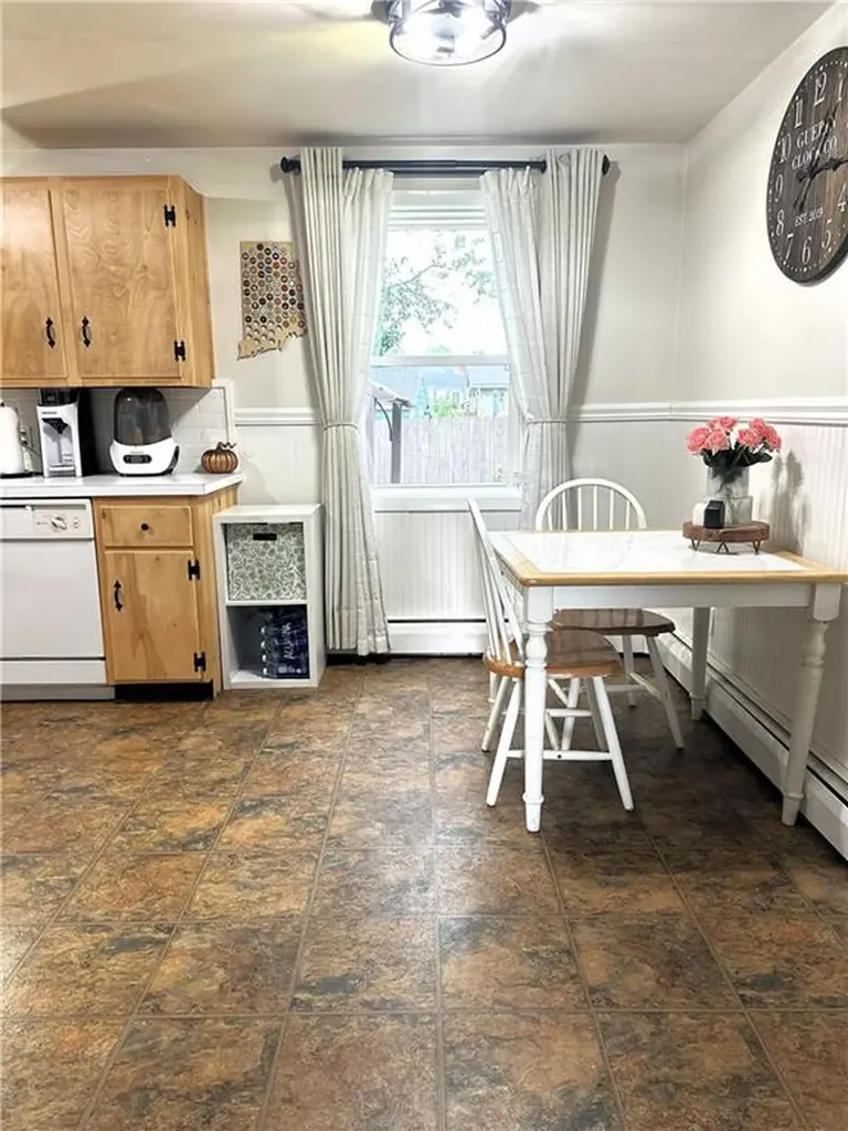 106 Hopkins Hill Road Coventry RI 02816