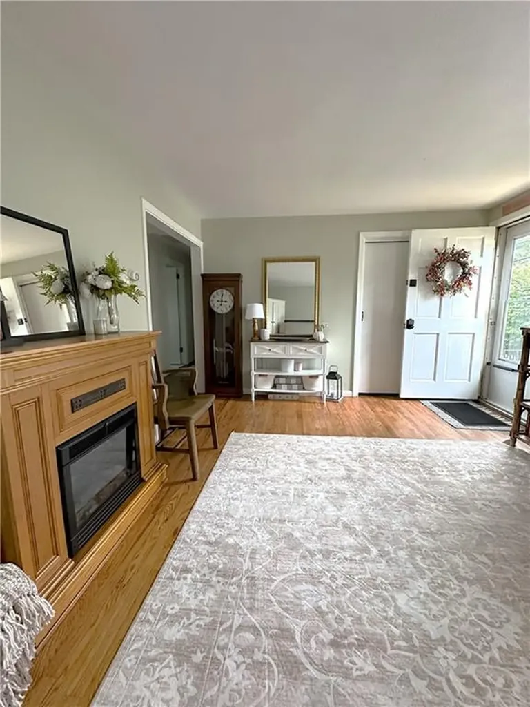106 Hopkins Hill Road Coventry RI 02816