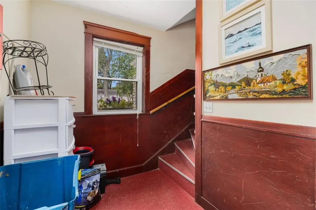 26 28-30 Pawtuxet Terrace West Warwick RI 02893