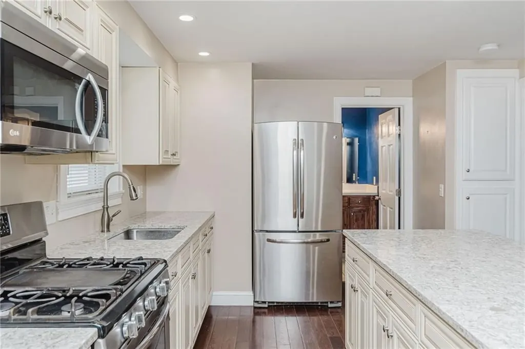 160 Rice Street Pawtucket RI 02861