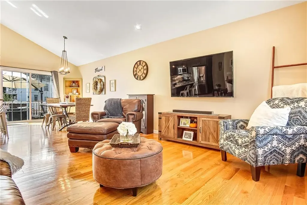 241 Jillson Avenue Woonsocket RI 02895