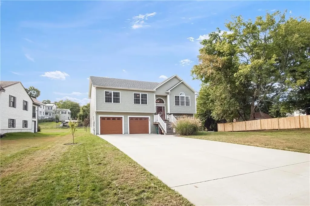 241 Jillson Avenue Woonsocket RI 02895