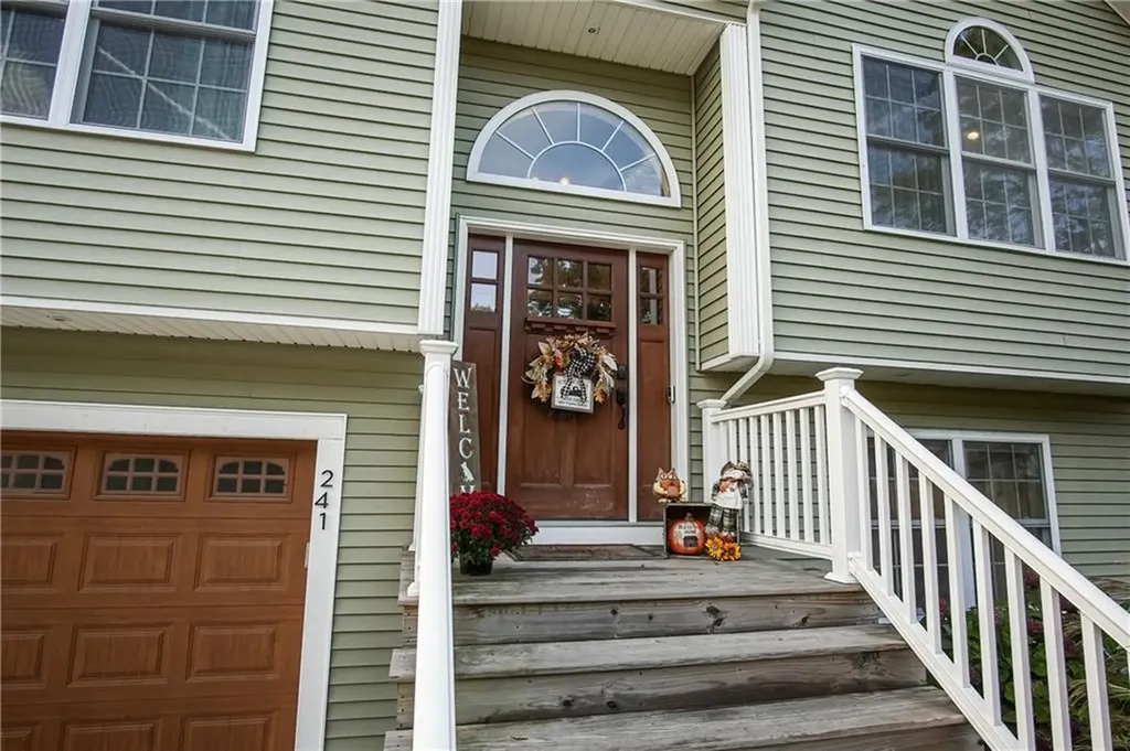241 Jillson Avenue Woonsocket RI 02895