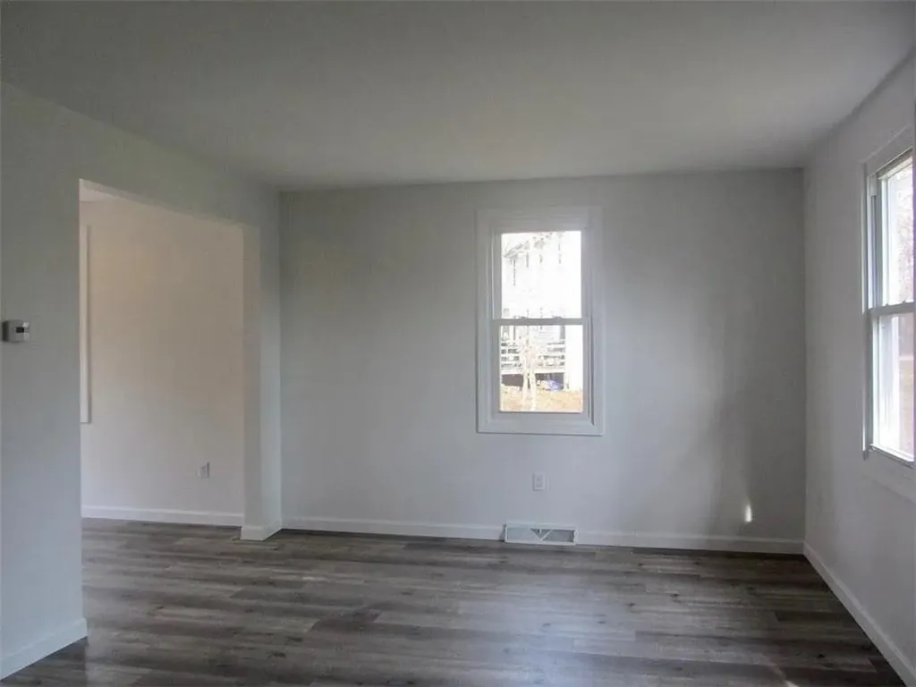 231 Crandall Road Tiverton RI 02878