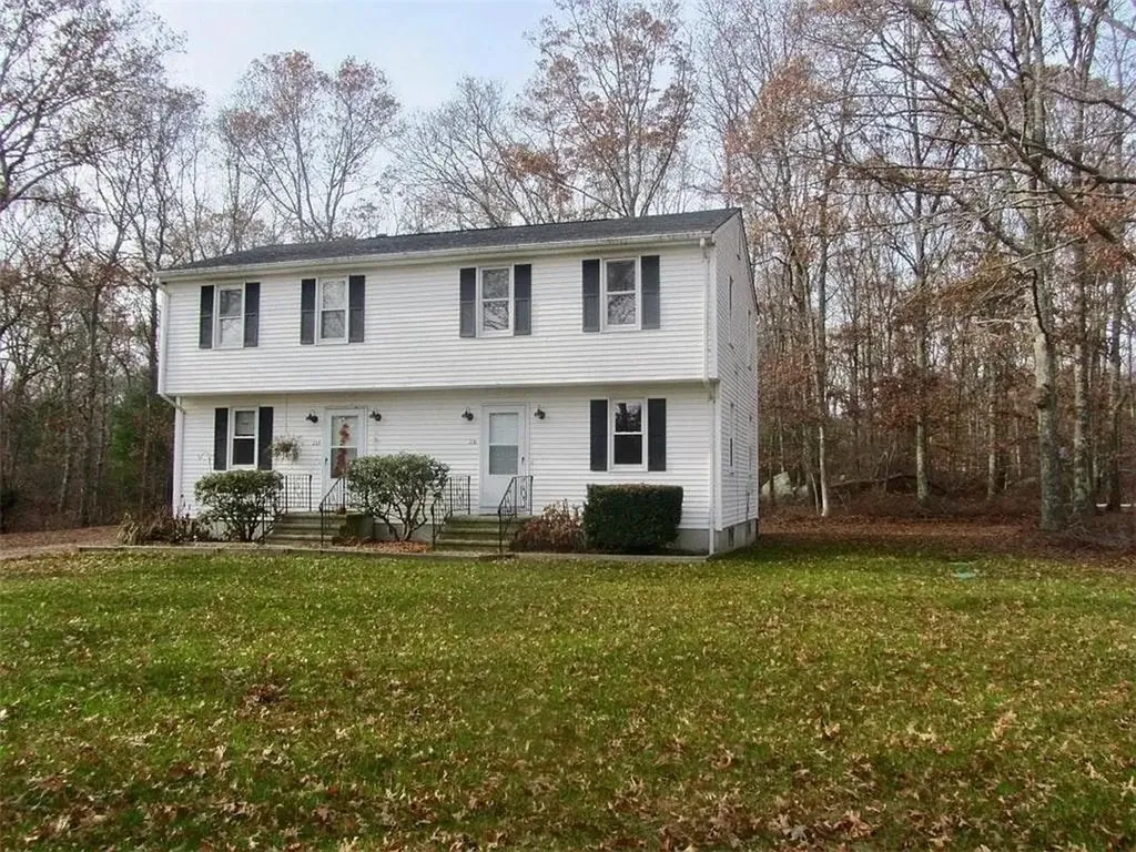 231 Crandall Road Tiverton RI 02878