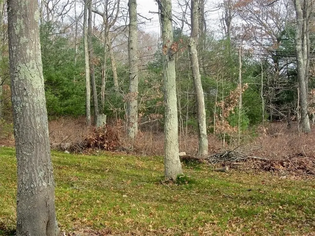 231 Crandall Road Tiverton RI 02878