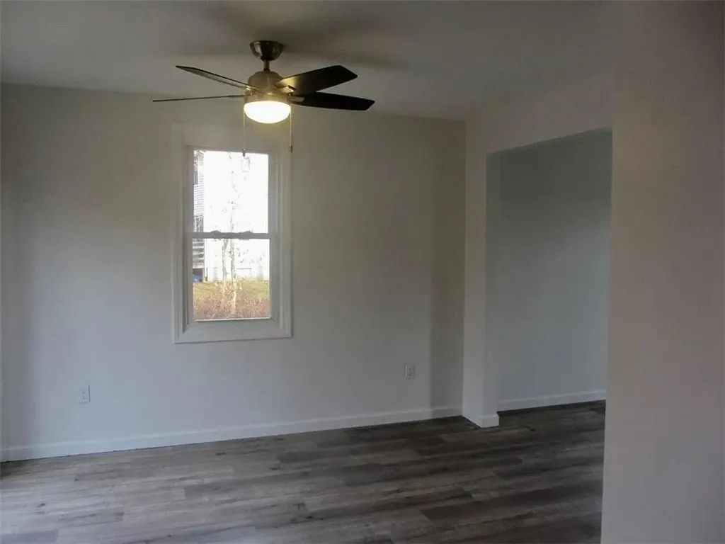 231 Crandall Road Tiverton RI 02878