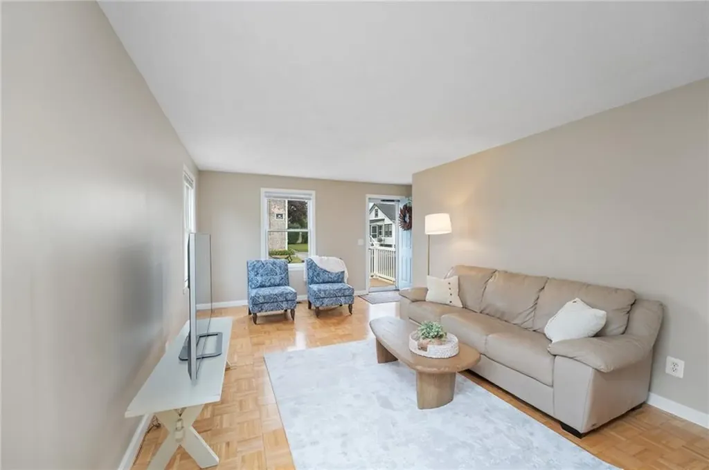 40 Gaspee Road Narragansett RI 02882