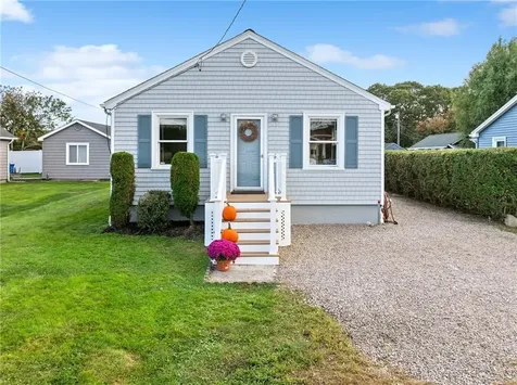 40 Gaspee Road Narragansett RI 02882