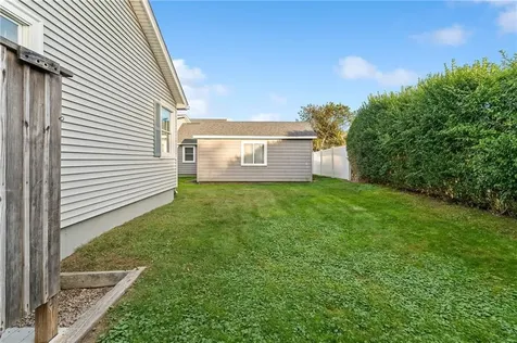 40 Gaspee Road Narragansett RI 02882