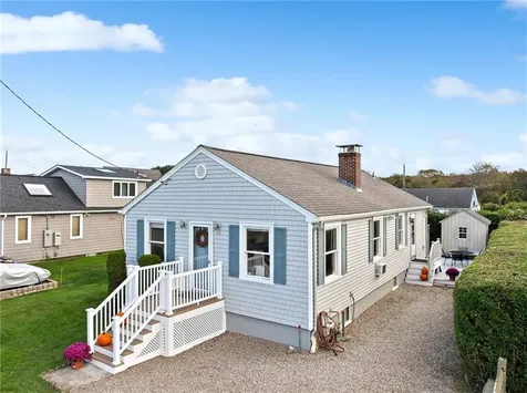 40 Gaspee Road Narragansett RI 02882