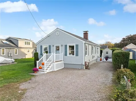 40 Gaspee Road Narragansett RI 02882