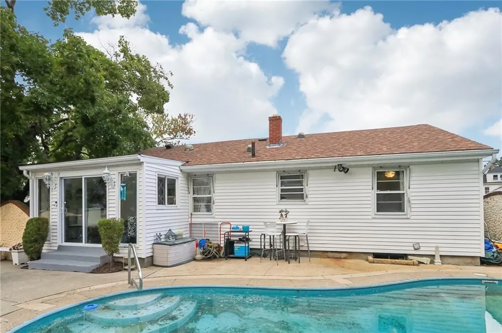 54 Speck Avenue Cranston RI 02910