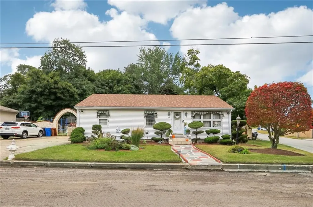 54 Speck Avenue Cranston RI 02910
