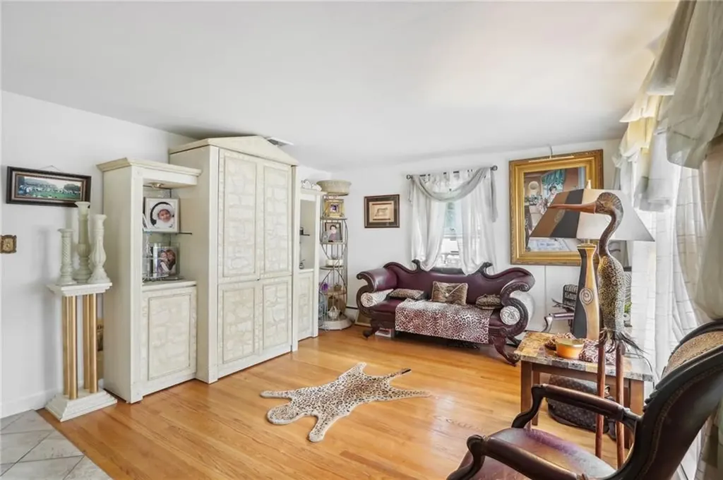 54 Speck Avenue Cranston RI 02910