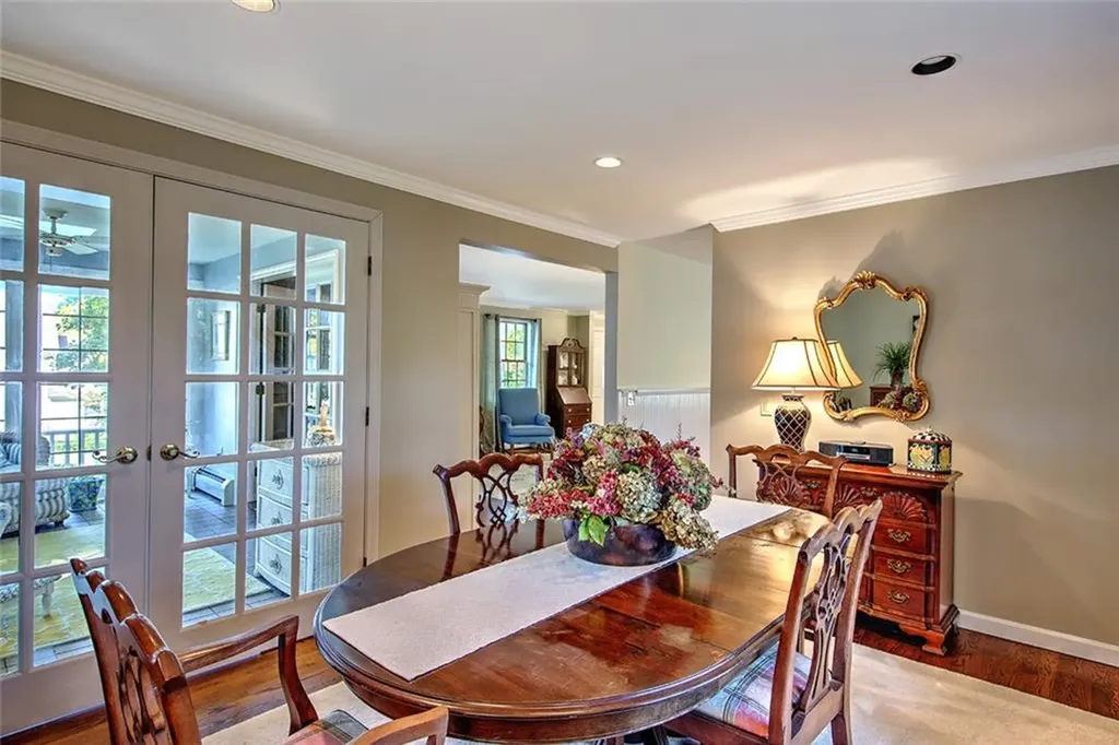 36 Sullivan Lane Bristol RI 02809