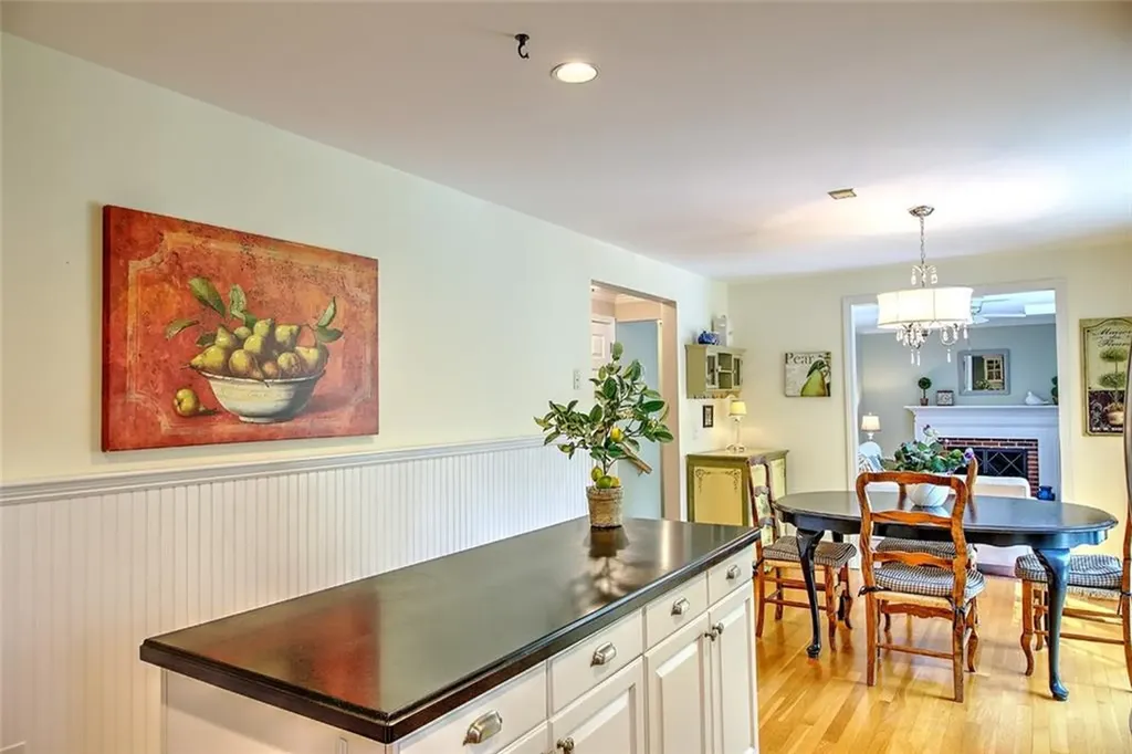 36 Sullivan Lane Bristol RI 02809