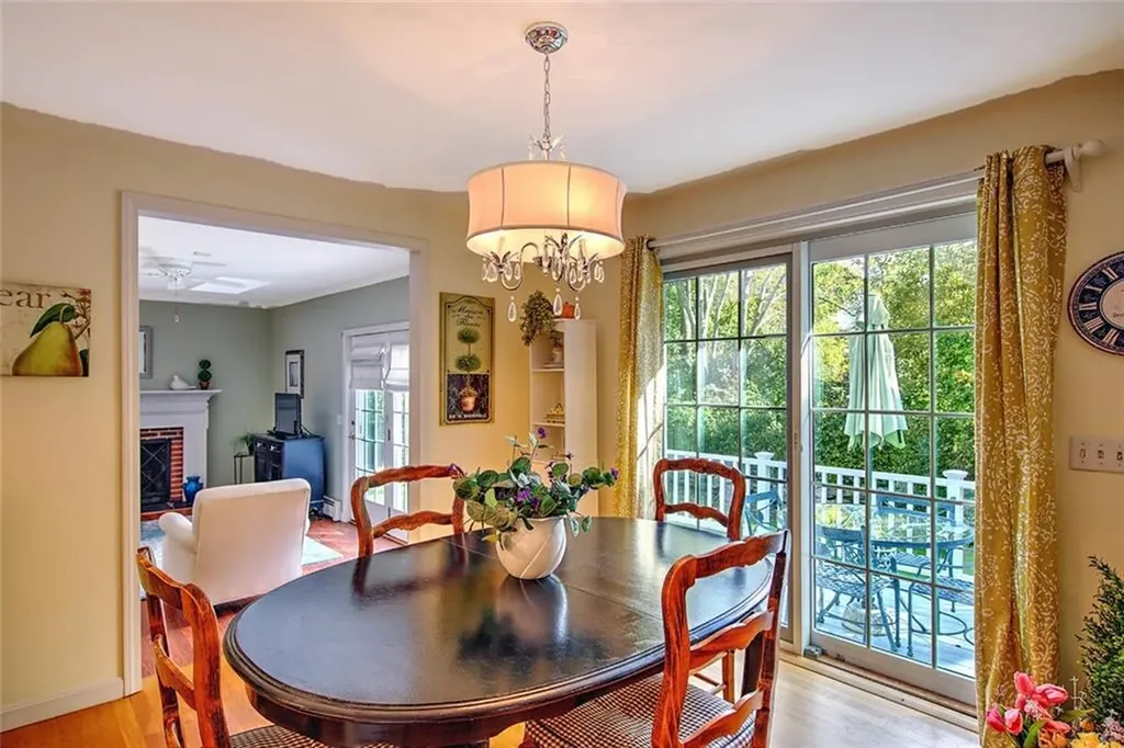 36 Sullivan Lane Bristol RI 02809