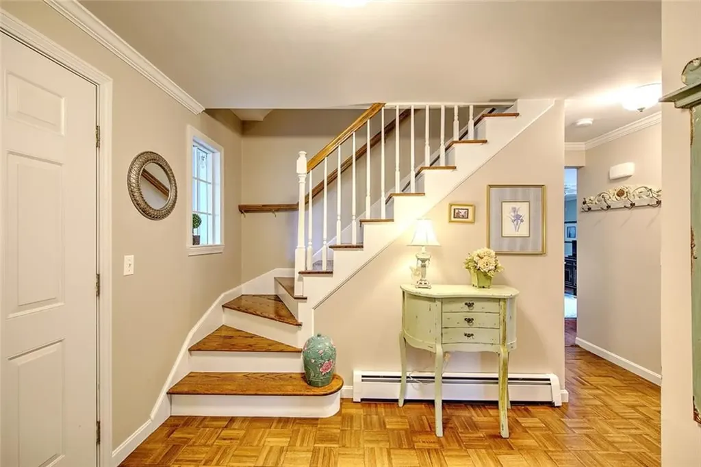 36 Sullivan Lane Bristol RI 02809
