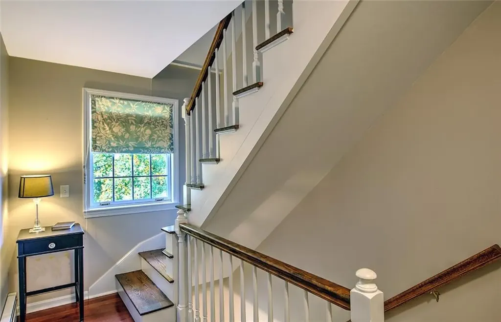 36 Sullivan Lane Bristol RI 02809