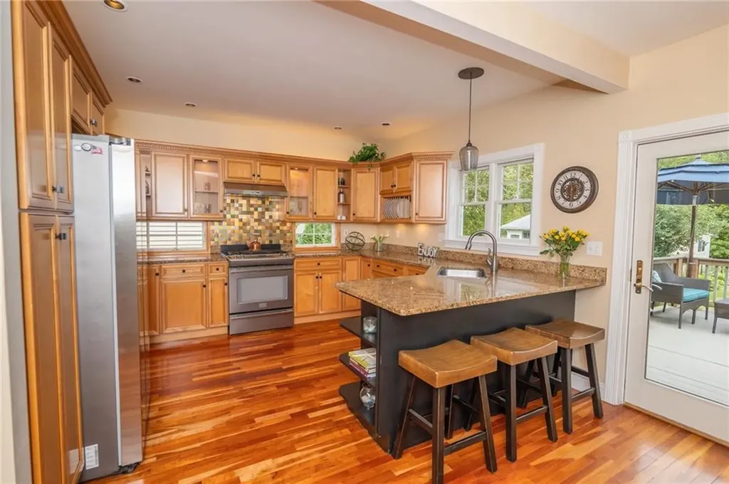 29 S Atlantic Avenue Warwick RI 02888
