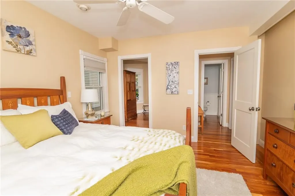 29 S Atlantic Avenue Warwick RI 02888