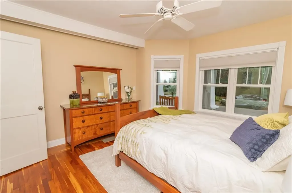 29 S Atlantic Avenue Warwick RI 02888