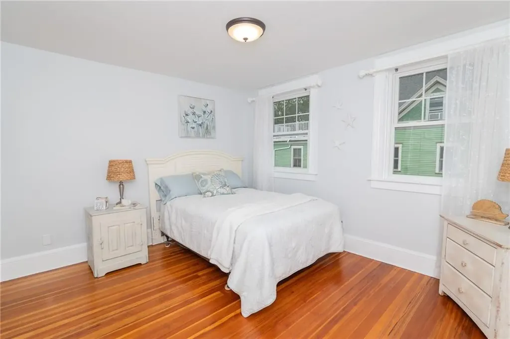 29 S Atlantic Avenue Warwick RI 02888