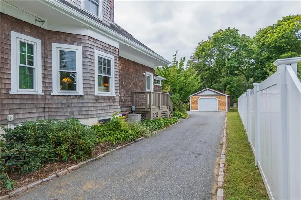 29 S Atlantic Avenue Warwick RI 02888