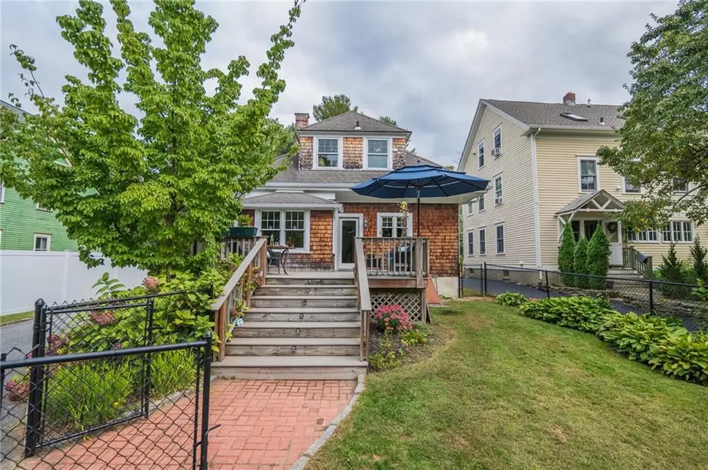 29 S Atlantic Avenue Warwick RI 02888
