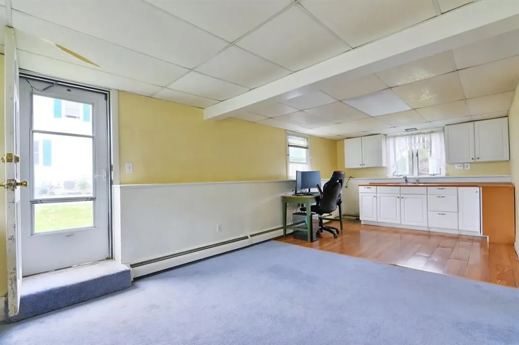 34 Underwood Lane Middletown RI 02842