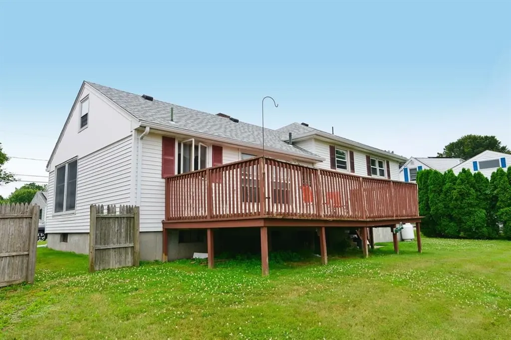 34 Underwood Lane Middletown RI 02842