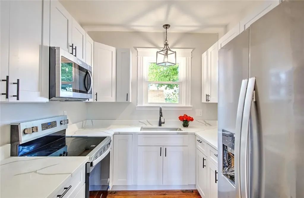 126 Windsor Road Pawtucket RI 02861