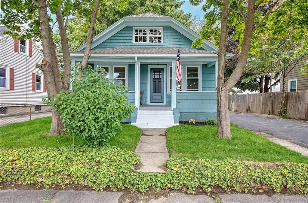 126 Windsor Road Pawtucket RI 02861