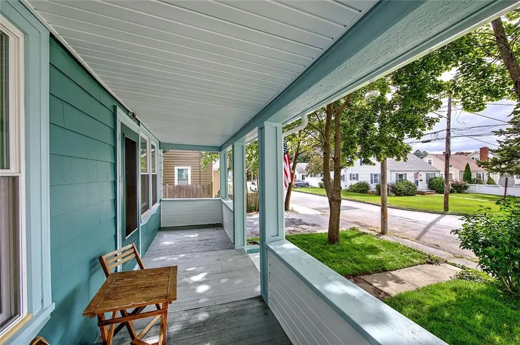 126 Windsor Road Pawtucket RI 02861
