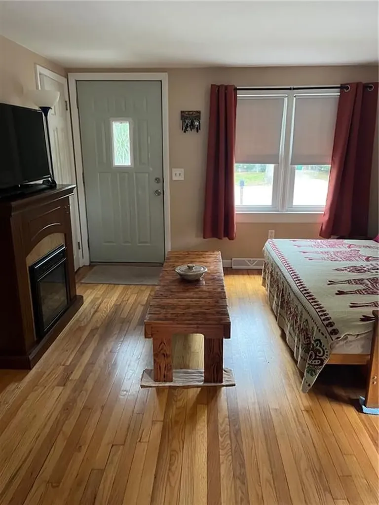 26 Atlantic Avenue Warwick RI 02888