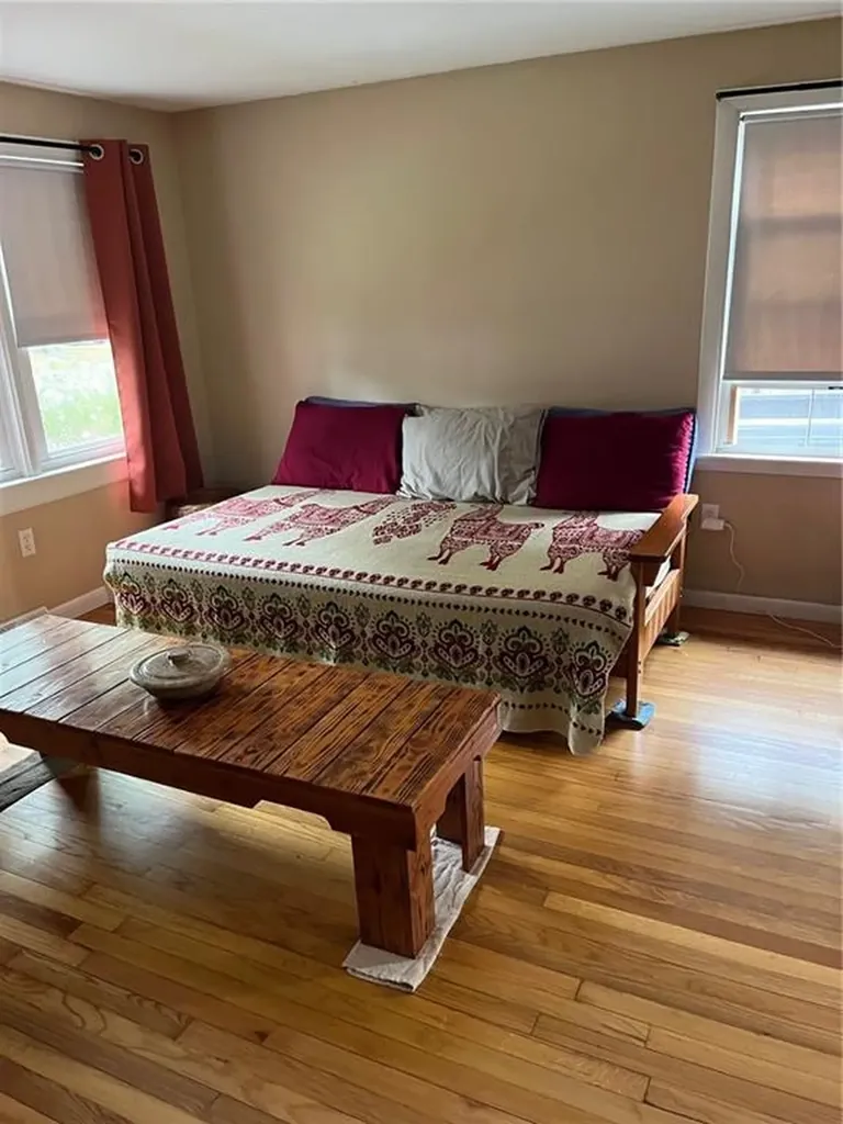 26 Atlantic Avenue Warwick RI 02888